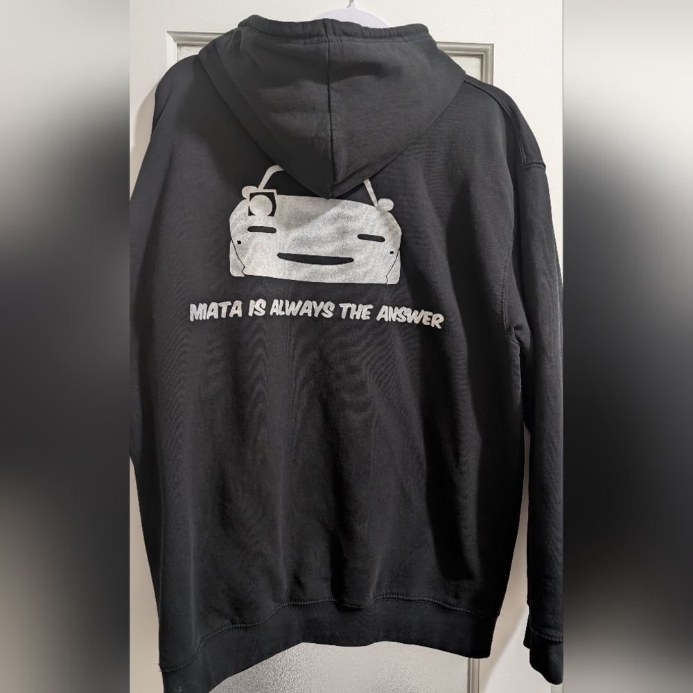 Gildan Black Crew-Neck Sweater with Graphic Design